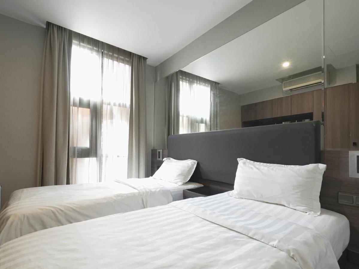 Amrise Hotel Kitchener Сингапур Экстерьер фото