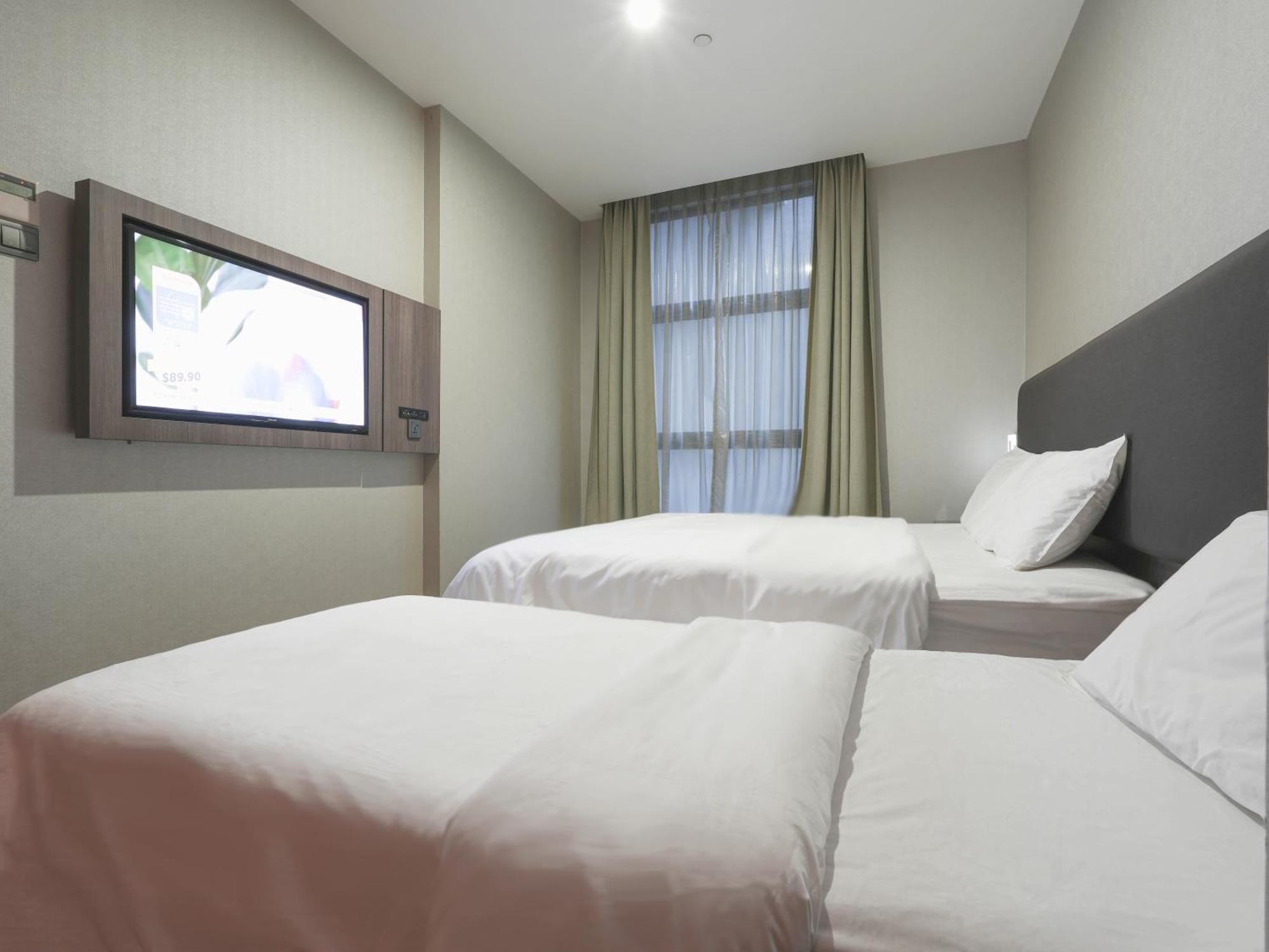Amrise Hotel Kitchener Сингапур Экстерьер фото